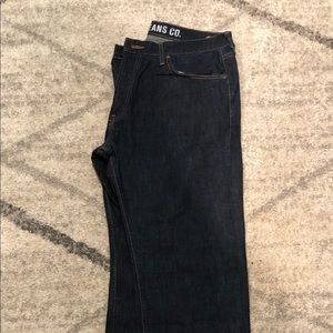 NWOT - Men’s Nautica Jeans size 36x32 Relaxed Fit